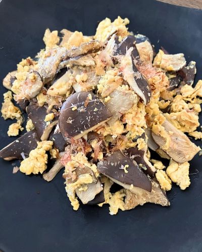 黒あわび茸のふわコリ炒め